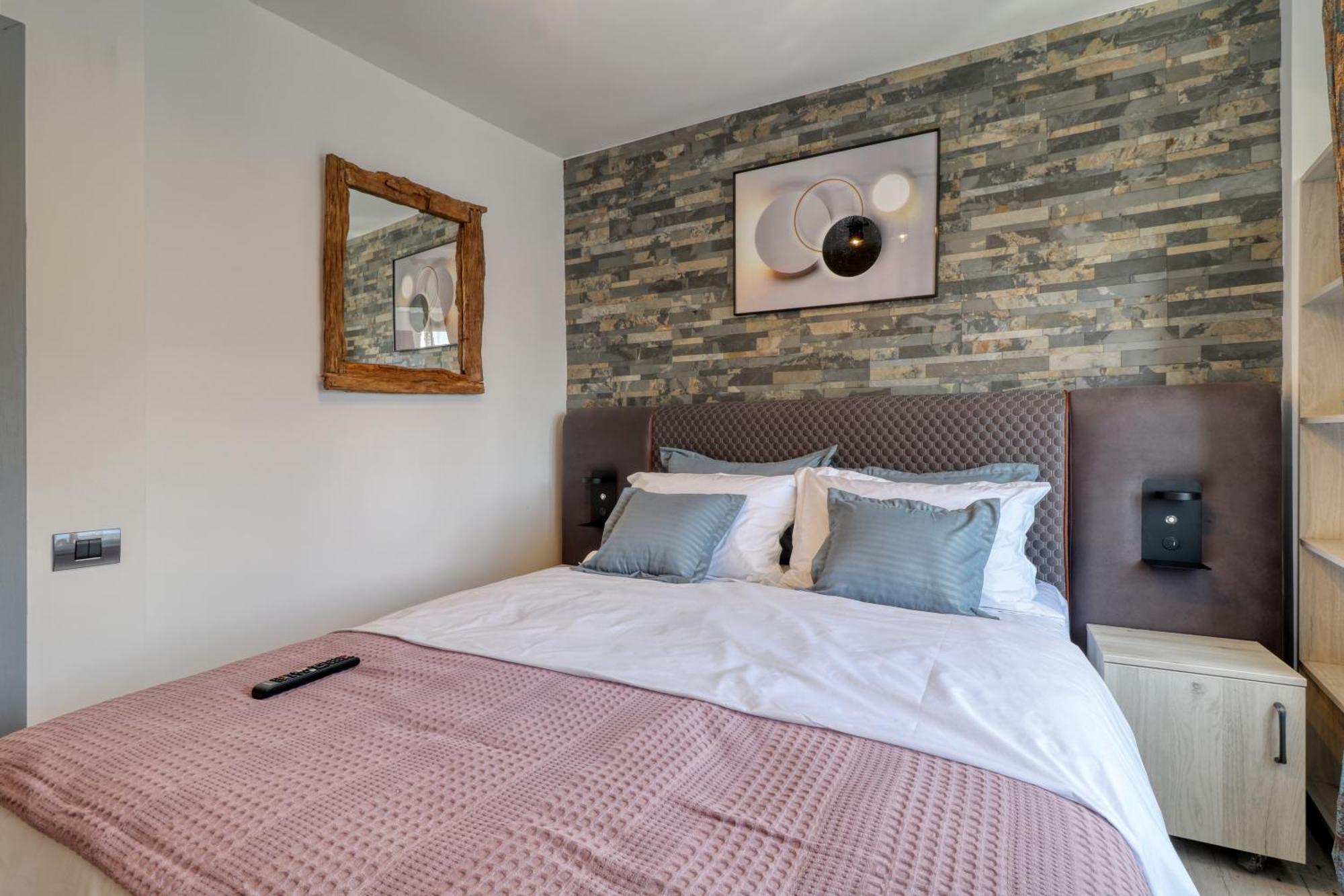 Rdi Elegance Apartment Downtown Bukares Bagian luar foto