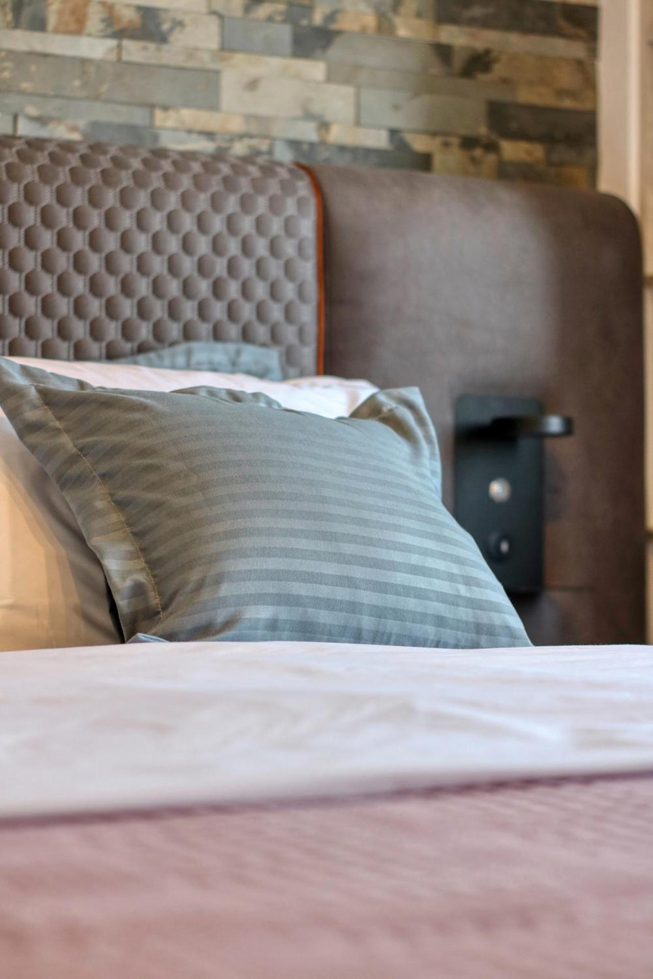 Rdi Elegance Apartment Downtown Bukares Bagian luar foto