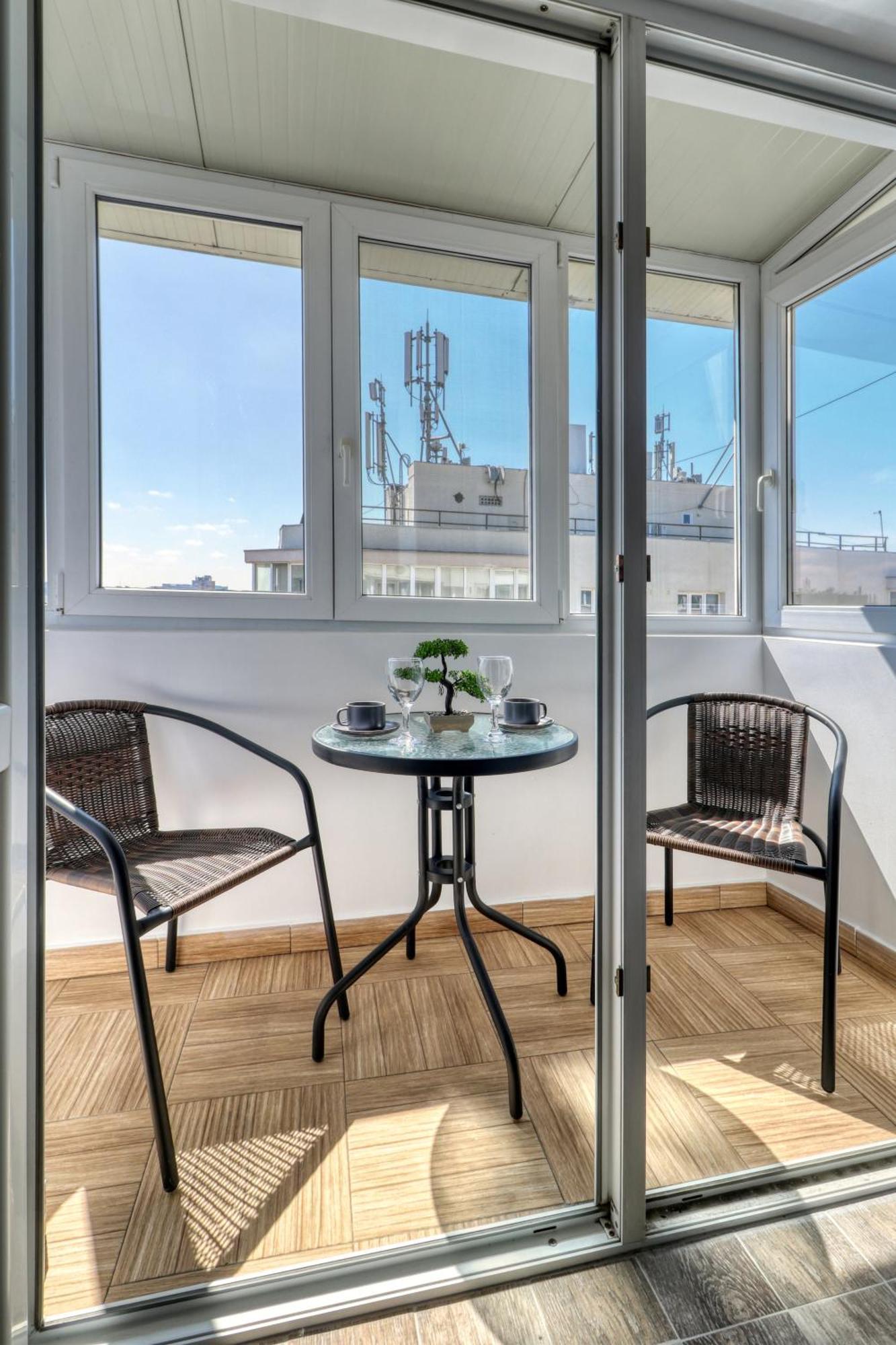 Rdi Elegance Apartment Downtown Bukares Bagian luar foto